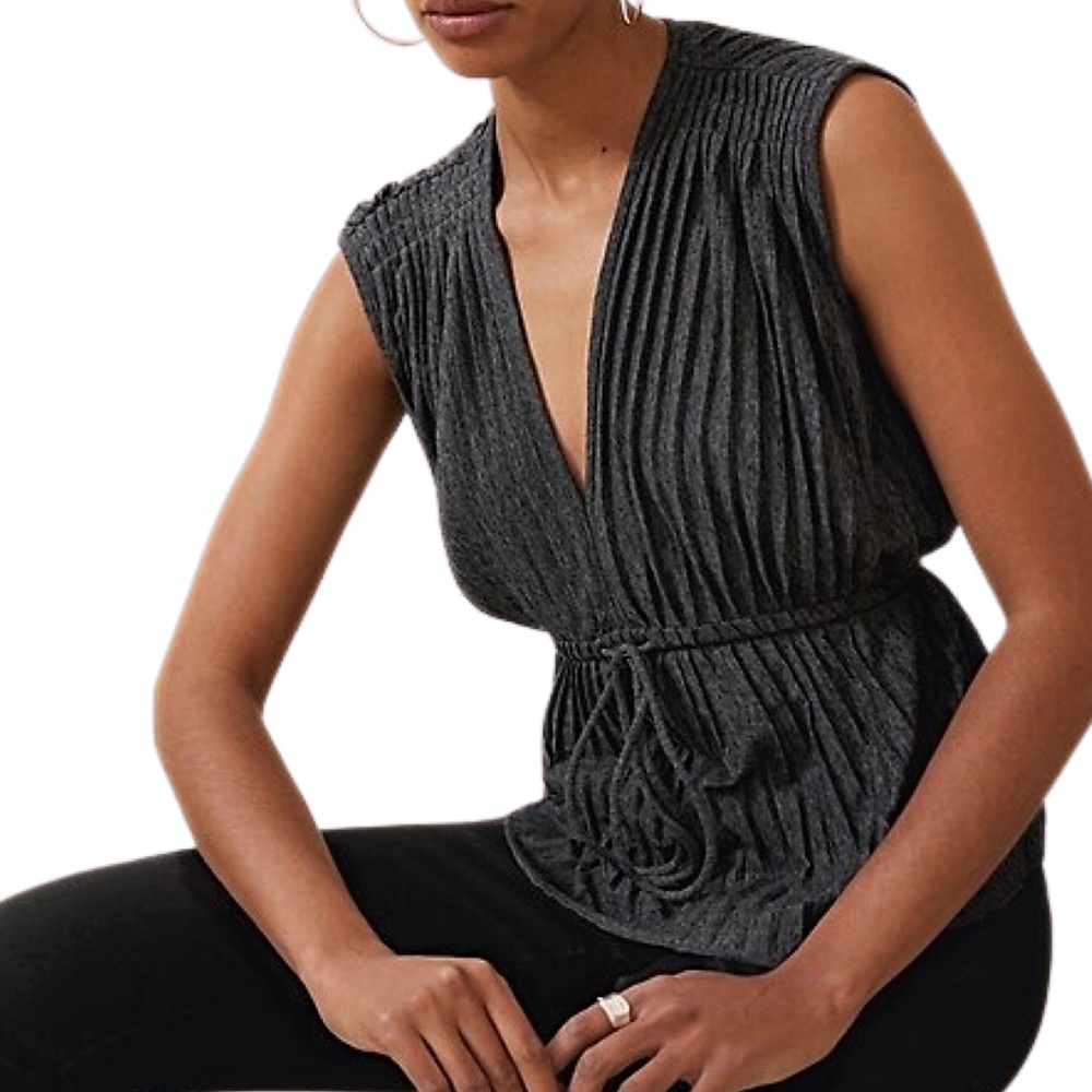 BANANA REPUBLIC Pleated Top in‎ Dark Charcoal